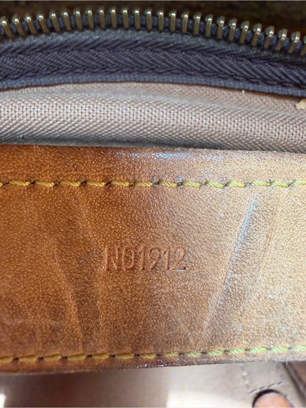 Authentic Louis Vuitton Monogram Sac Souple Shoulder Bag As-Is Needs Repair. - Picture 2 of 16